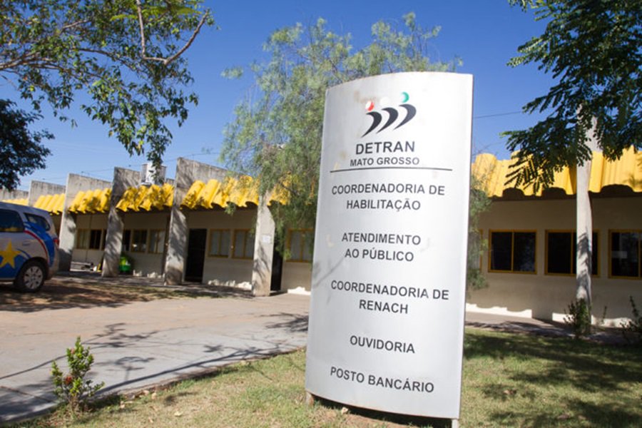 Servidores do Detran anunciam greve em todo o estado nesta segunda