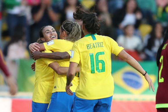 Brasil se classifica para fase final da Copa América de futebol feminino