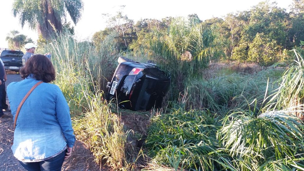 Deficiente auditivo de 14 anos é detido após furtar carro e capotar veículo