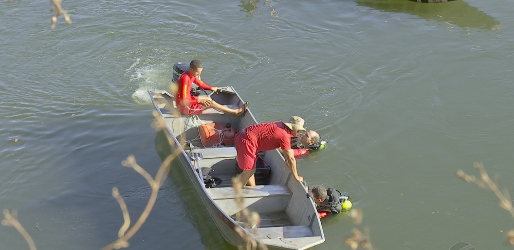 Banhista e pescador morrem afogados nesse domingo