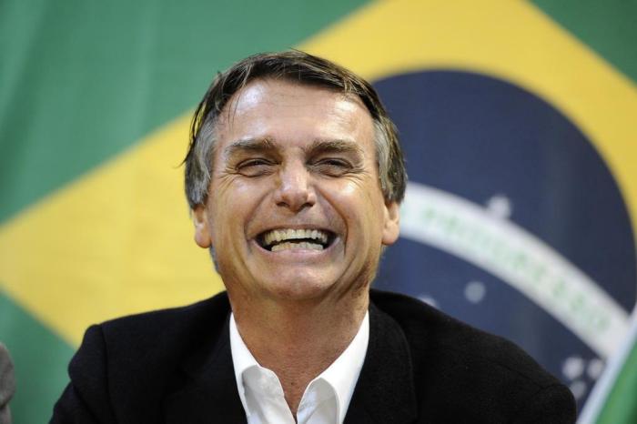 Datafolha: Bolsonaro lidera disputa presidencial com 24%