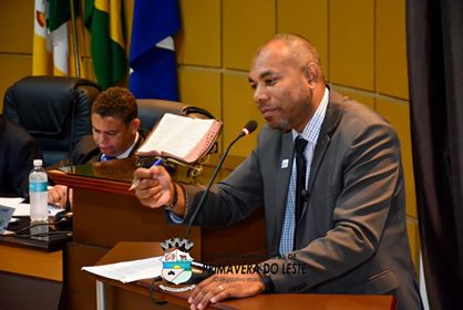 Vereador Luis Costa quer saber quando as obras de drenagem serão retomadas