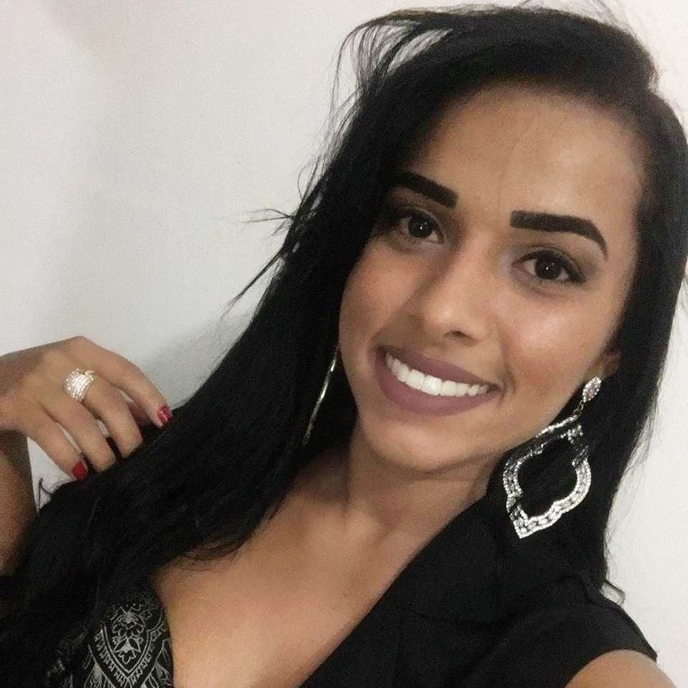 Suspeita de matar amiga que cobrou satisfação sobre boatos passa por audiência de custódia e vai permanecer na prisão