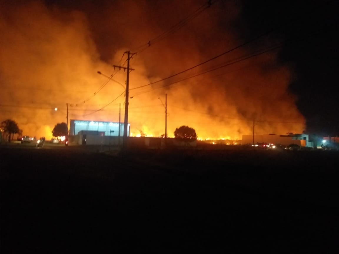 Incêndio no Jardim Luciana em Primavera do Leste