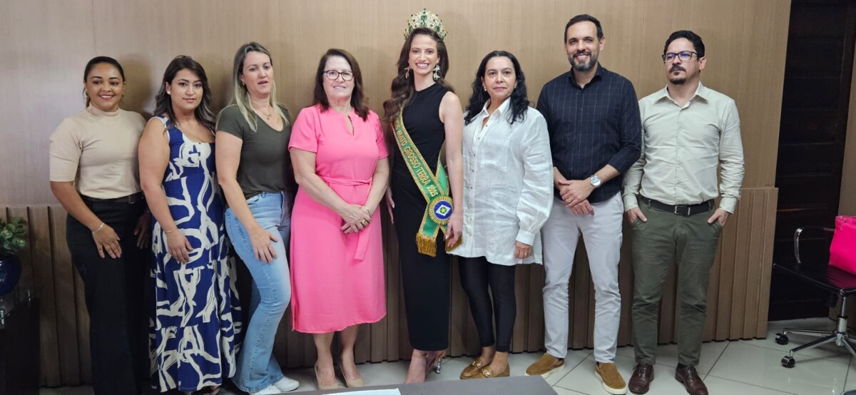 Primaverense que venceu Miss Mato Grosso é recebida pela vice-prefeita Iva Viana