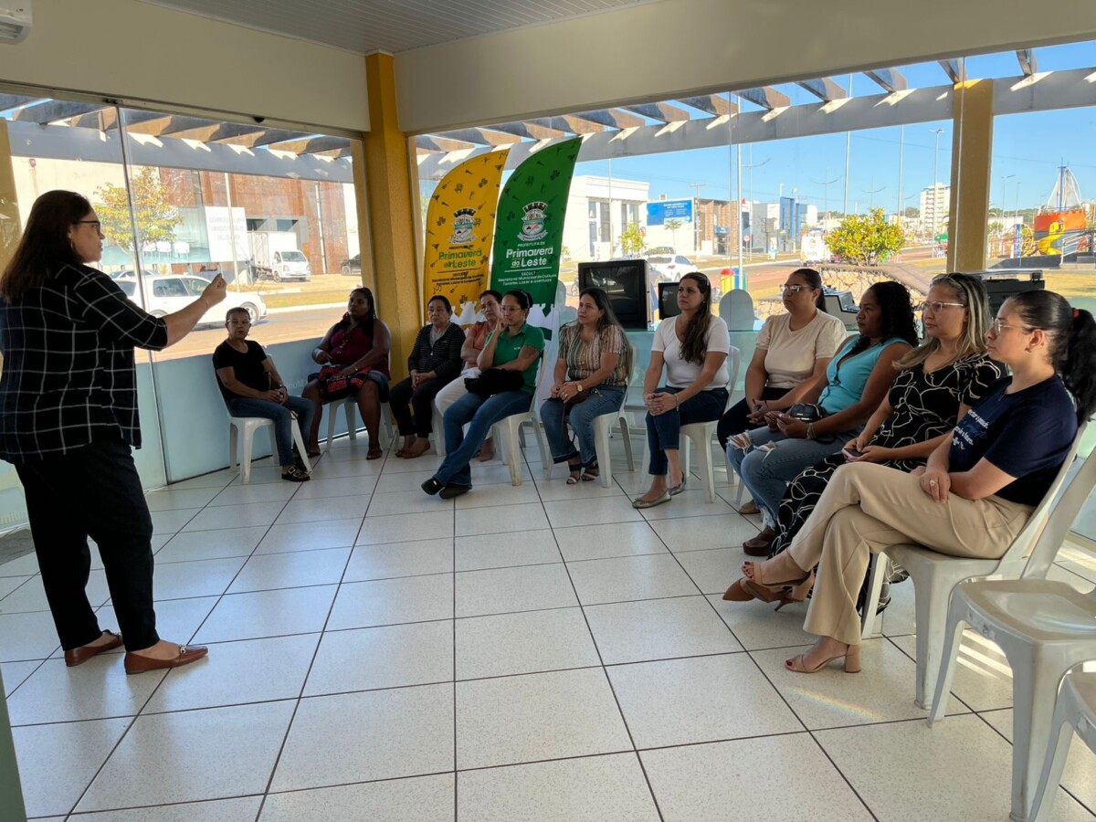 Secult realiza palestra sobre economia criativa para artesãs em parceria com o Sebrae