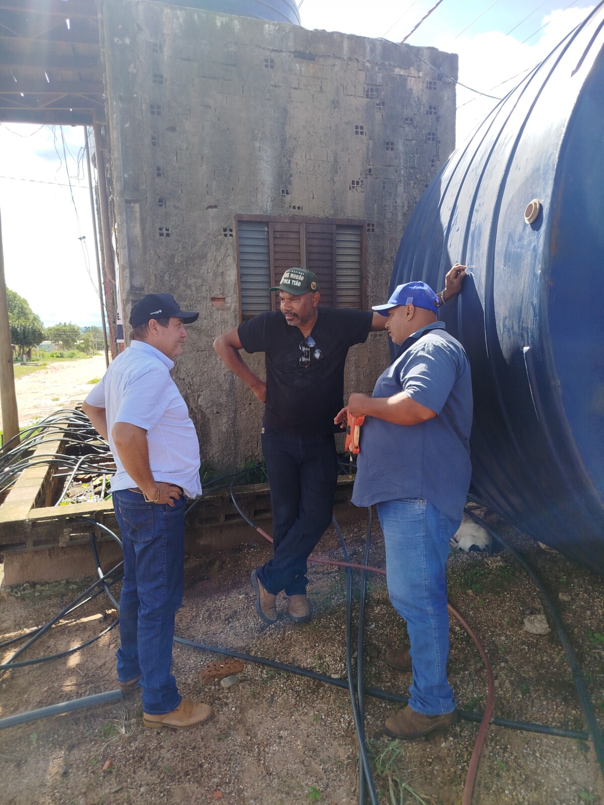 Comitiva de Poxoréu Visita a Comunidade Bela Vista e Anuncia Melhorias no Abastecimento de Água