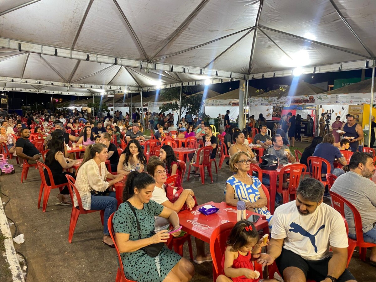 DESENVOLVIMENTO ECONÔMICO | Festival Gastronômico segue movimentando Primavera do Leste com grande público e sabores inovadores