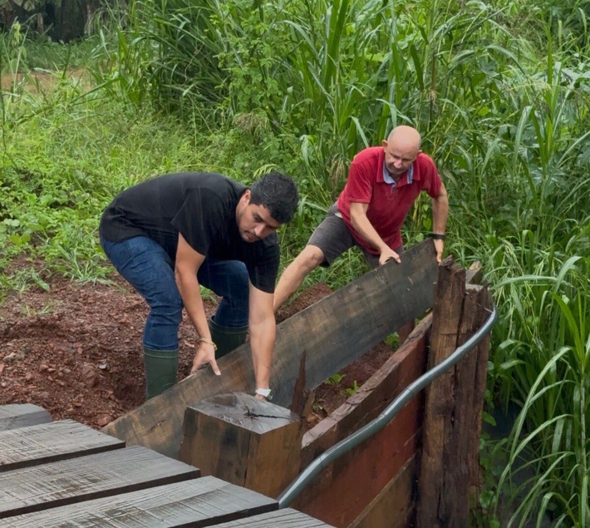 Victor Diniz se torna referência no Vale Verde e tem trabalho reconhecido com anúncio do asfalto