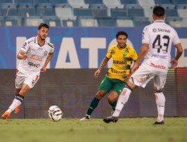 Cuiabá muda estratégia e terá elenco principal na semifinal da Copa FMF